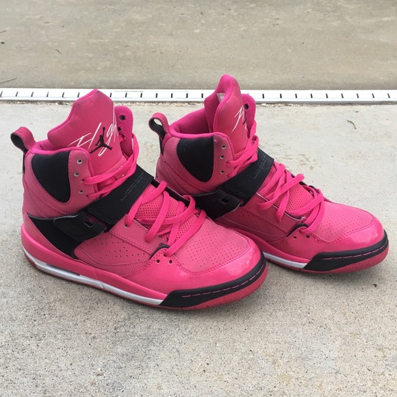 pink jordan flights